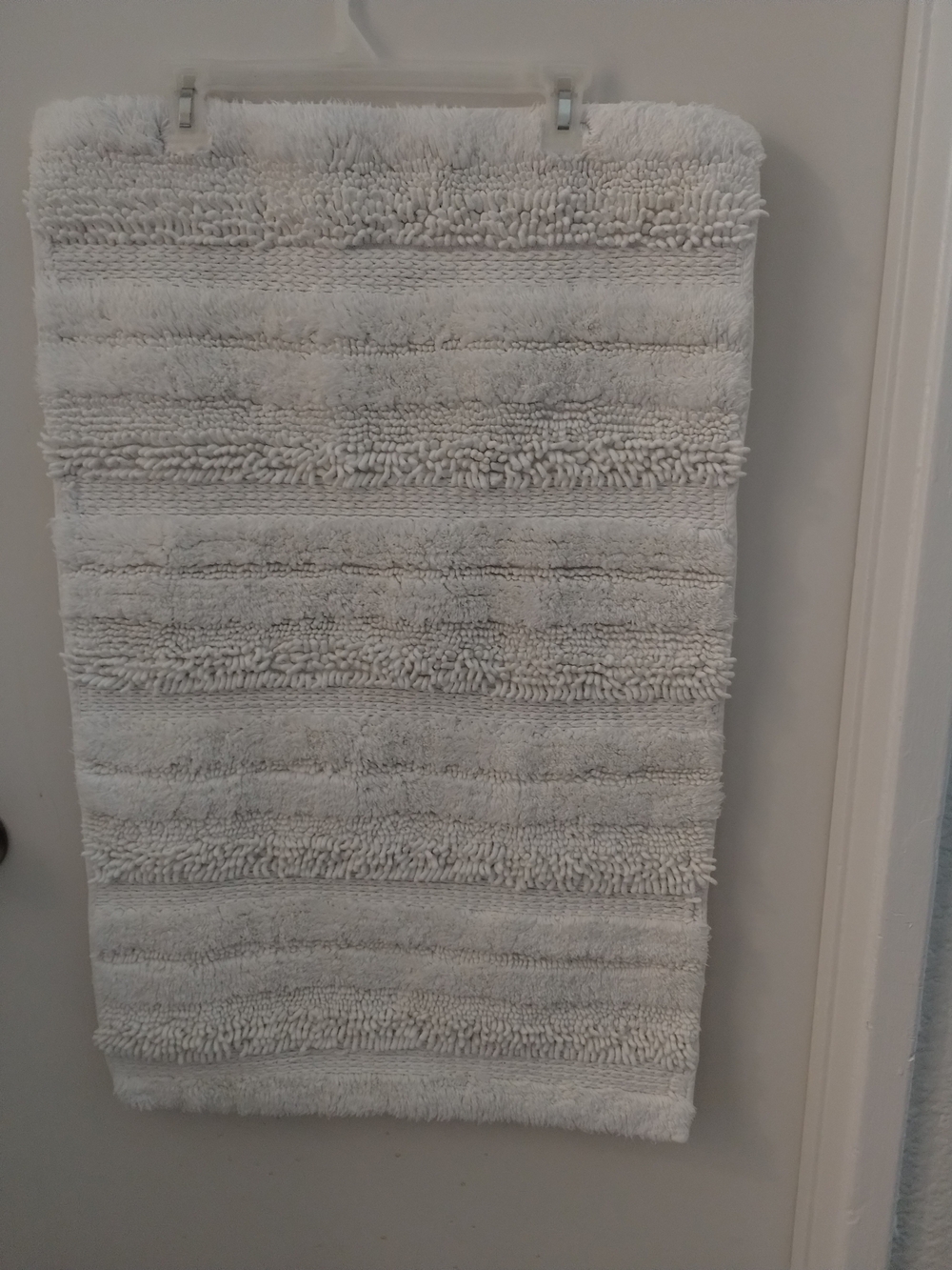 Casaluna Plush Chenille Bath Mat in White